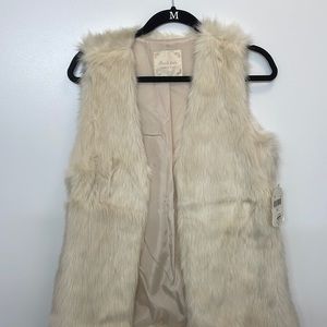 White fur vest size small